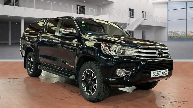 Black Used 2017 Toyota HiLux Pickup | £13,989 (Fair price) - Image 1/4
