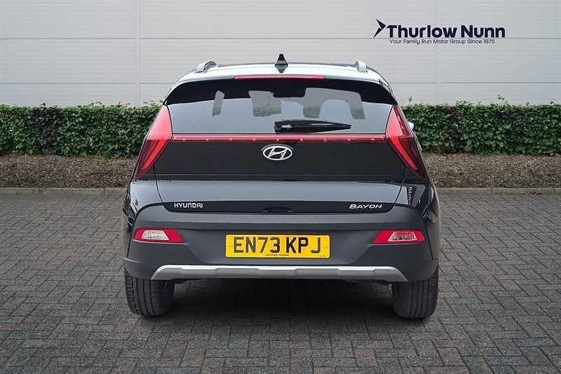 Used Hyundai Bayon Premium 100 HP (73 kW) 2024 Black SUV