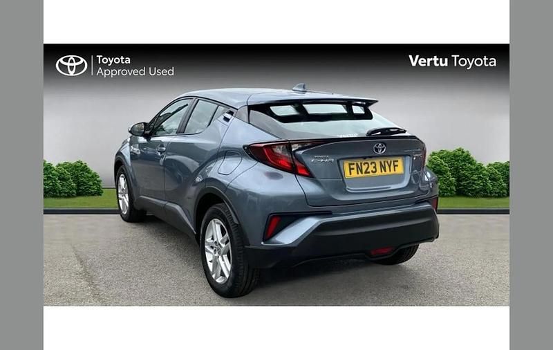 Used Toyota C-HR 122 HP (89 kW) 2023 Grey SUV