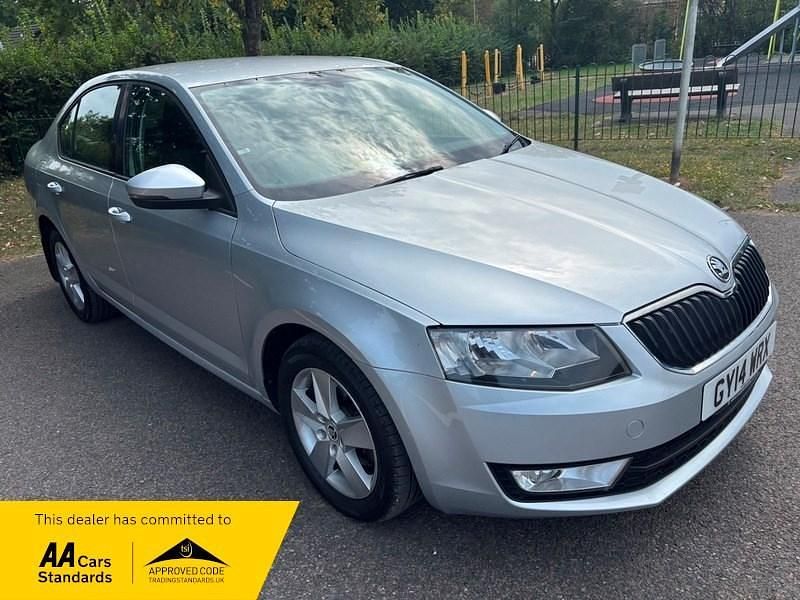 Silver Used 2014 Skoda Octavia SE Hatchback | £5,490 (Super price) - Image 1/3