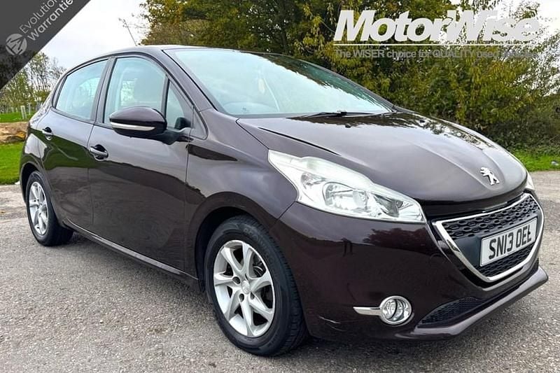 Red Used 2013 Peugeot 208 Active Hatchback | £1,995 (Super price) - Image 1/1
