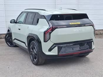 New Kia EV3 GT-Line 147 kW (201 HP) 2025 Green SUV