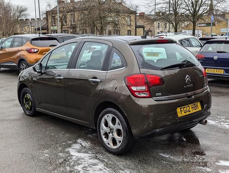 Begagnad Citroën C3 Exclusive 2012 Brun Halvkombi