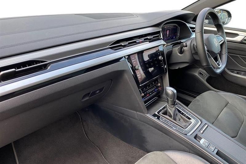 Used VW Arteon R-line 150 HP (110 kW) 2021 Black Estate