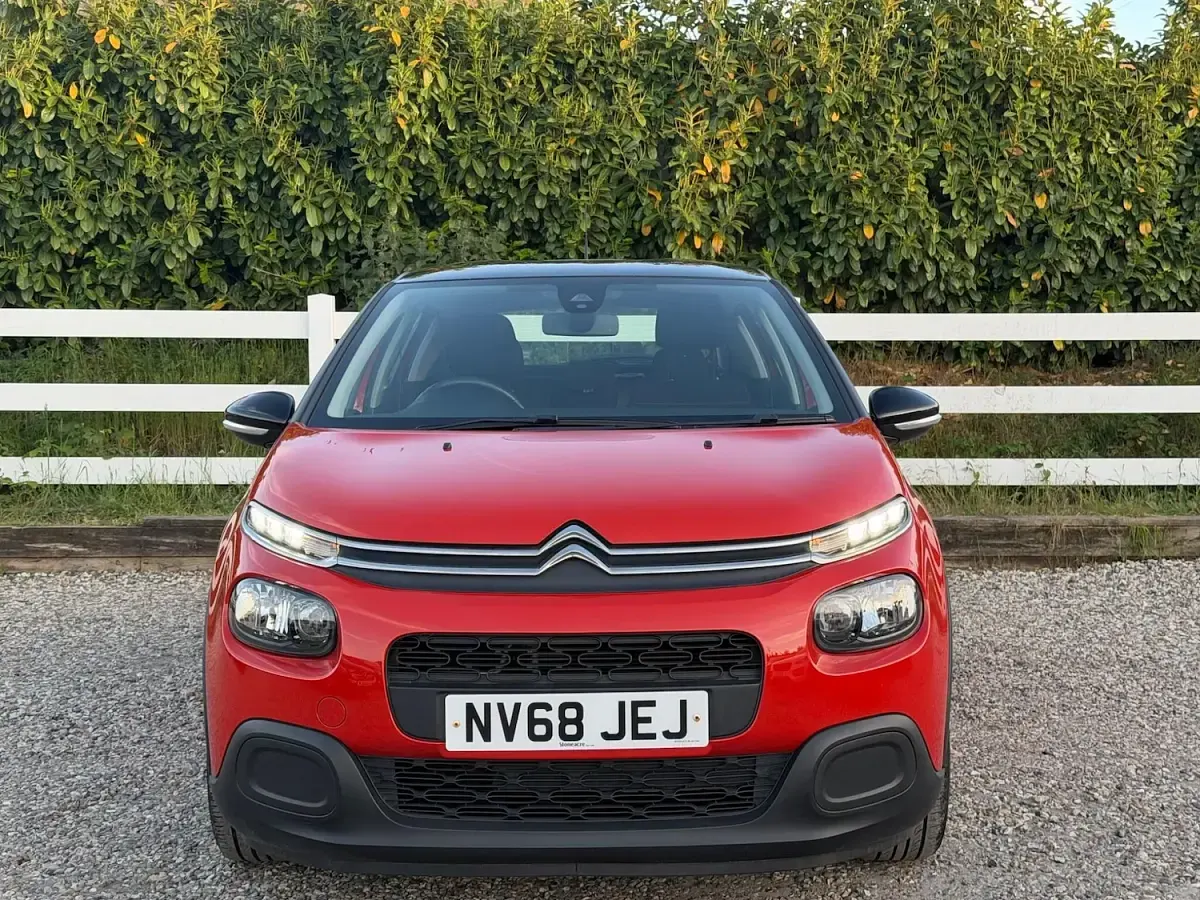 Used Citroën C3 Feel 2019 Orange Hatchback