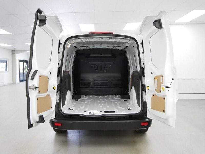 Used Ford Transit Connect 100 HP (73 kW) 2024 White MPV