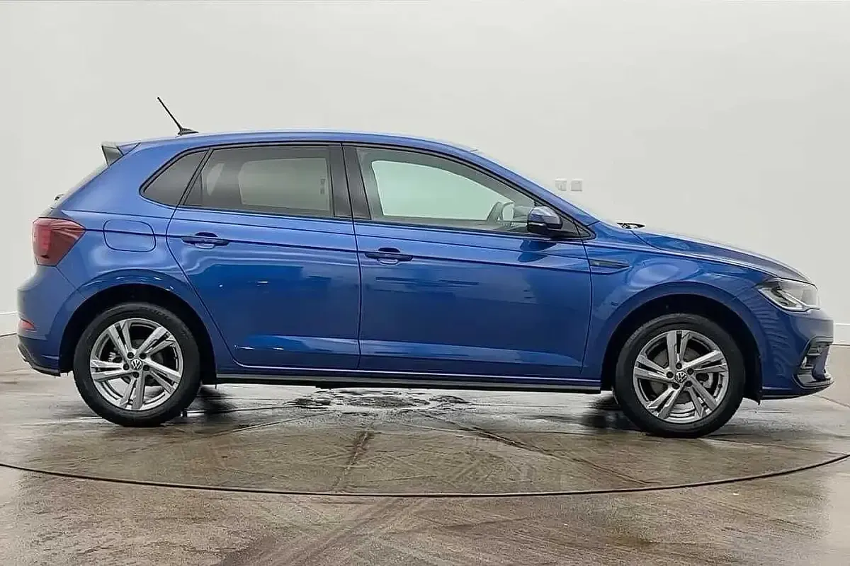 Used VW Polo R-line 115 HP (84 kW) 2025 Blue Hatchback
