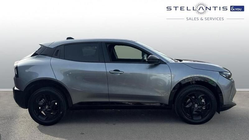 New Alfa Romeo Junior 134 HP (98 kW) 2025 Grey SUV