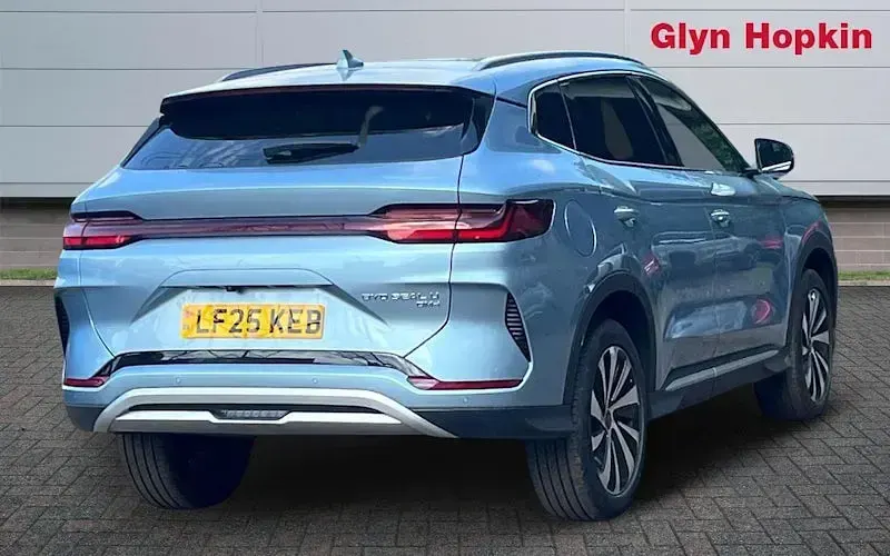 Used BYD Seal Boost 218 HP (160 kW) 2025 Blue Estate
