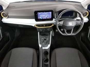 Używany Seat Arona SE Technology 95 KM (69 kW) 2023 Niebieski SUV