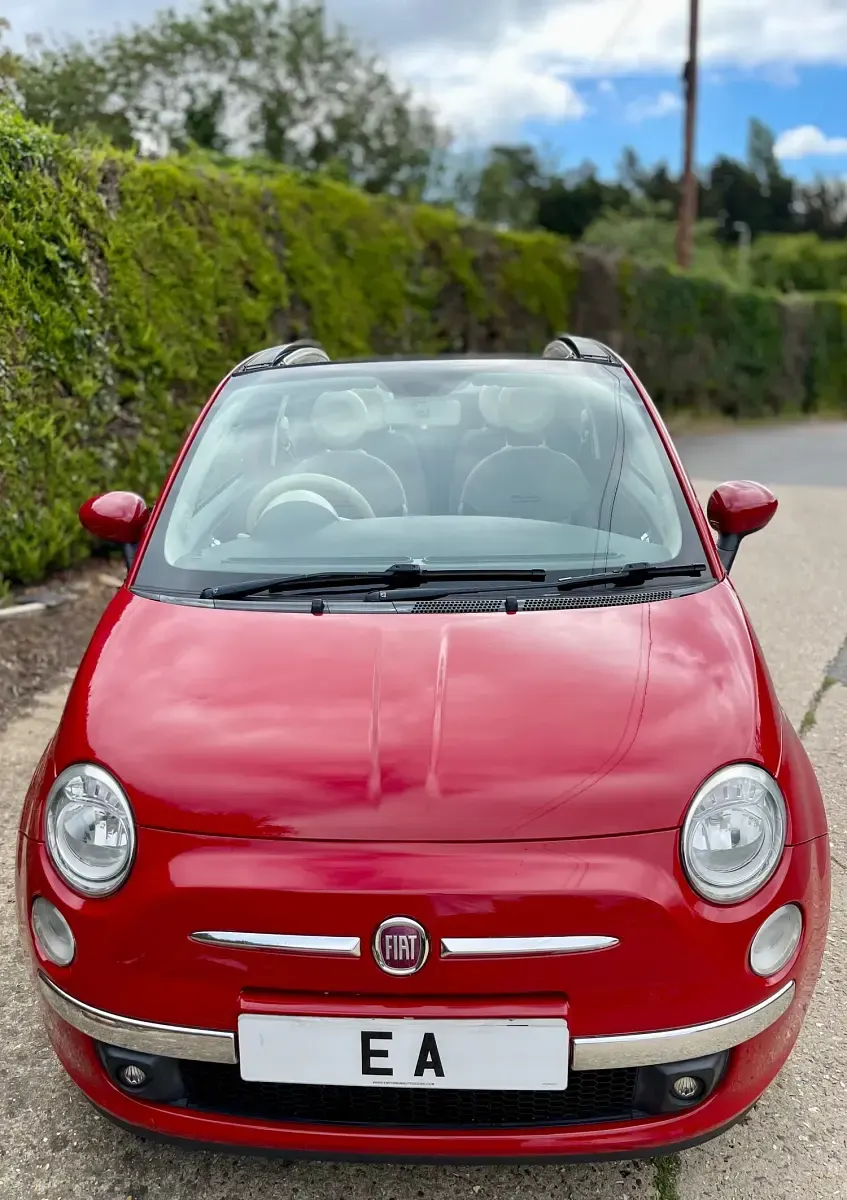 Used Fiat 500 Lounge 100 HP (73 kW) 2011 Red Cabriolet