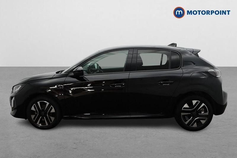 Used Peugeot 208 Allure 101 HP (74 kW) 2024 Black Hatchback