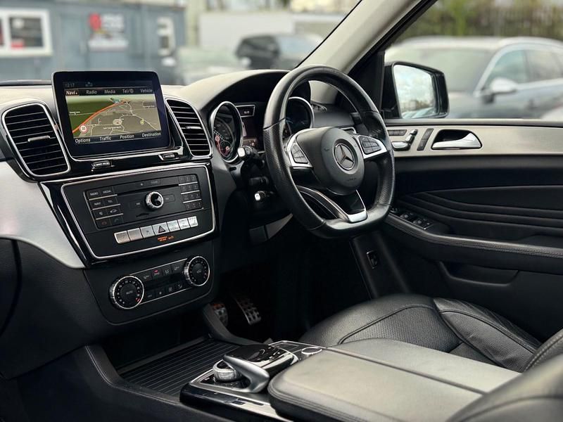 Used Mercedes GLE250 AMG line 204 HP (150 kW) 2017 Silver SUV