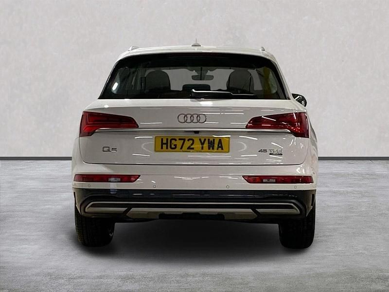 Used Audi Q5 Sport 265 HP (194 kW) 2023 White SUV