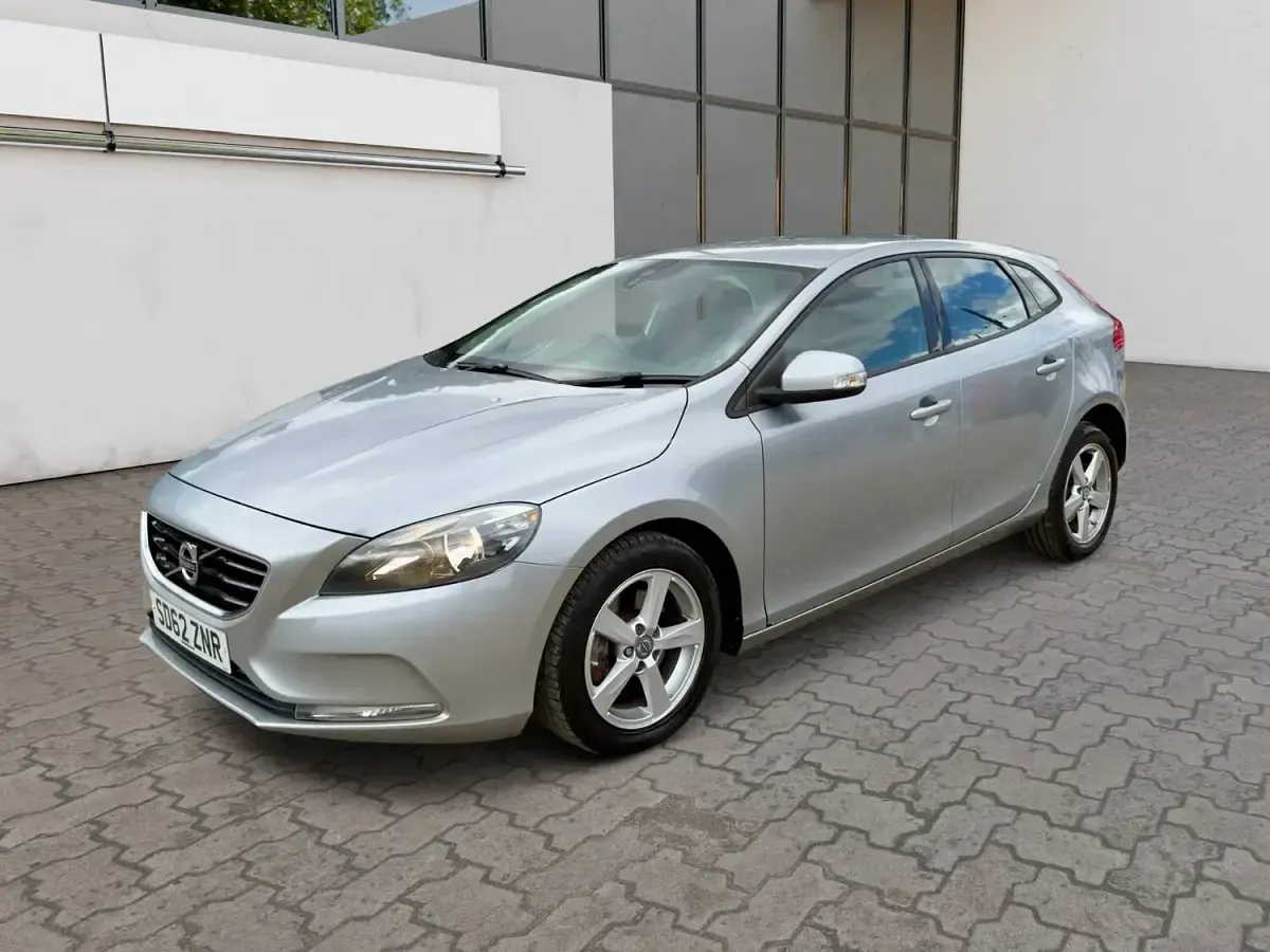 Used Volvo V40 2012 Silver Hatchback