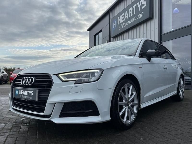 Used Audi A3 Sportback Black Edition 150 HP (110 kW) 2018 White Hatchback