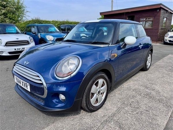 Blue Used 2014 Mini Cooper Hatch Hatchback | £5,795 (Expensive) - Image 1/1