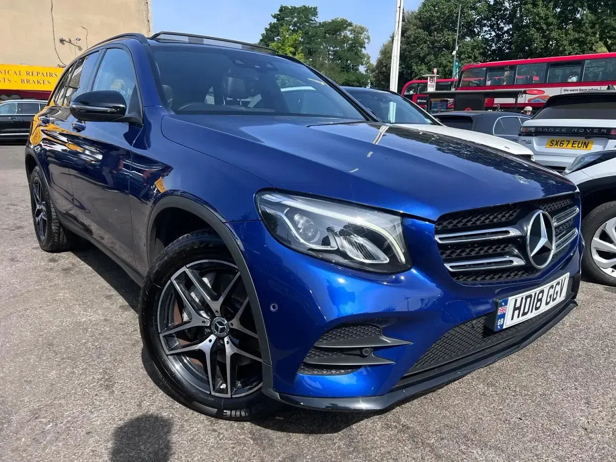 Used Mercedes GLC250 AMG line 211 HP (155 kW) 2018 Blue SUV