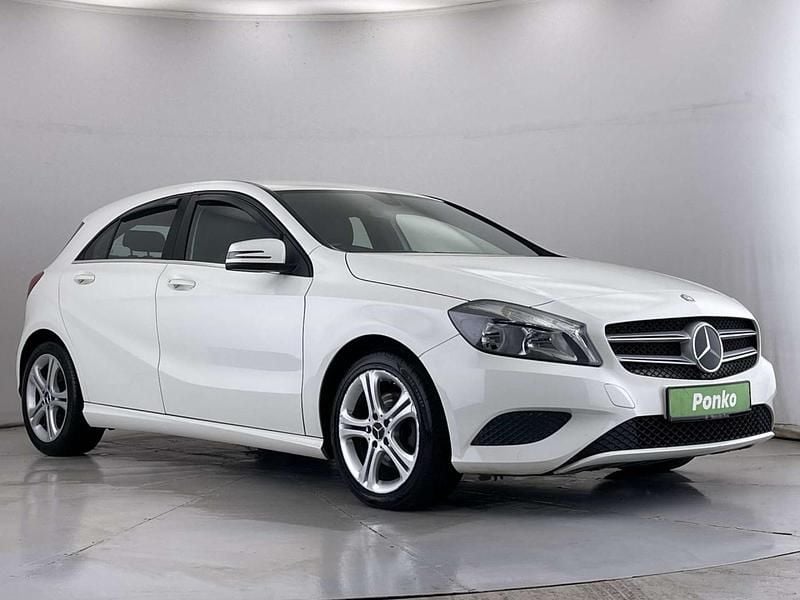 White Used 2015 Mercedes A200 Sport Edition Hatchback | £10,000 (Fair price) - Image 1/3