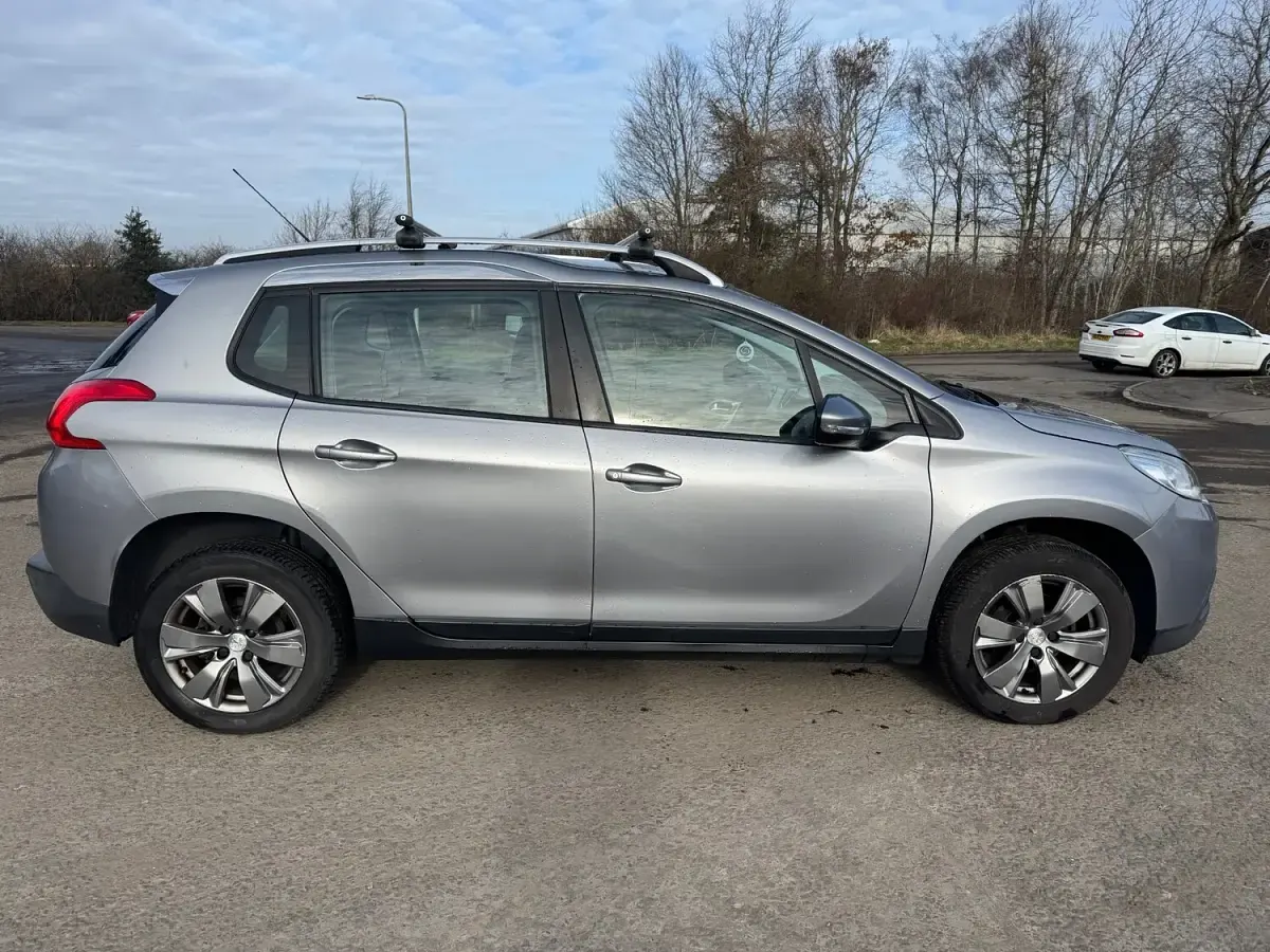 Begagnad Peugeot 2008 Active 82 HK (60 kW) 2015 Grå SUV
