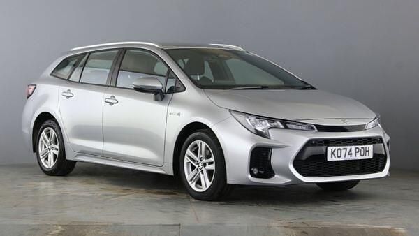 Used Suzuki Swace 140 HP (102 kW) 2025 Silver Estate