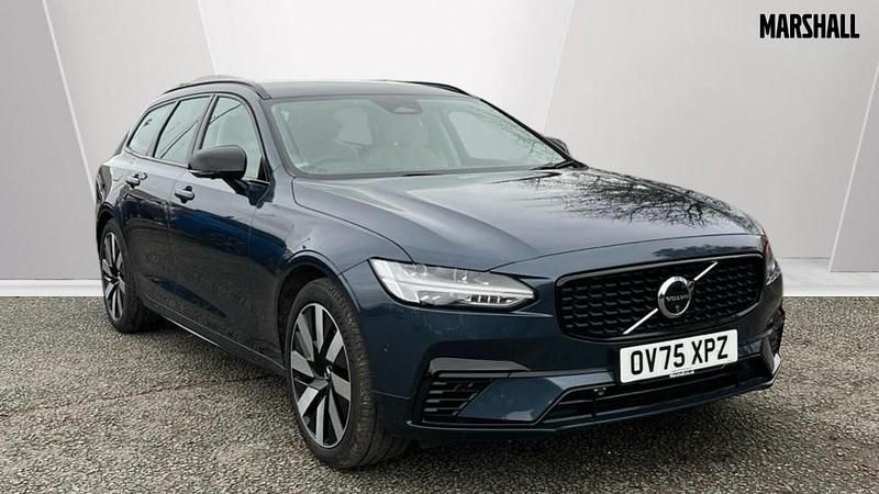 Used Volvo V90 Plus 350 HP (257 kW) 2025 Blue Estate