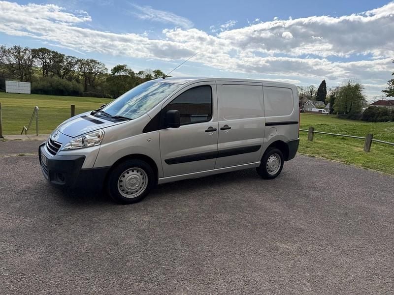 Used Peugeot Expert 90 HP (66 kW) 2016 Silver Van