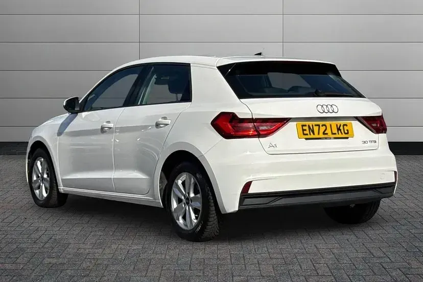 Used Audi A1 Sportback Design 108 HP (79 kW) 2023 Shell white Hatchback