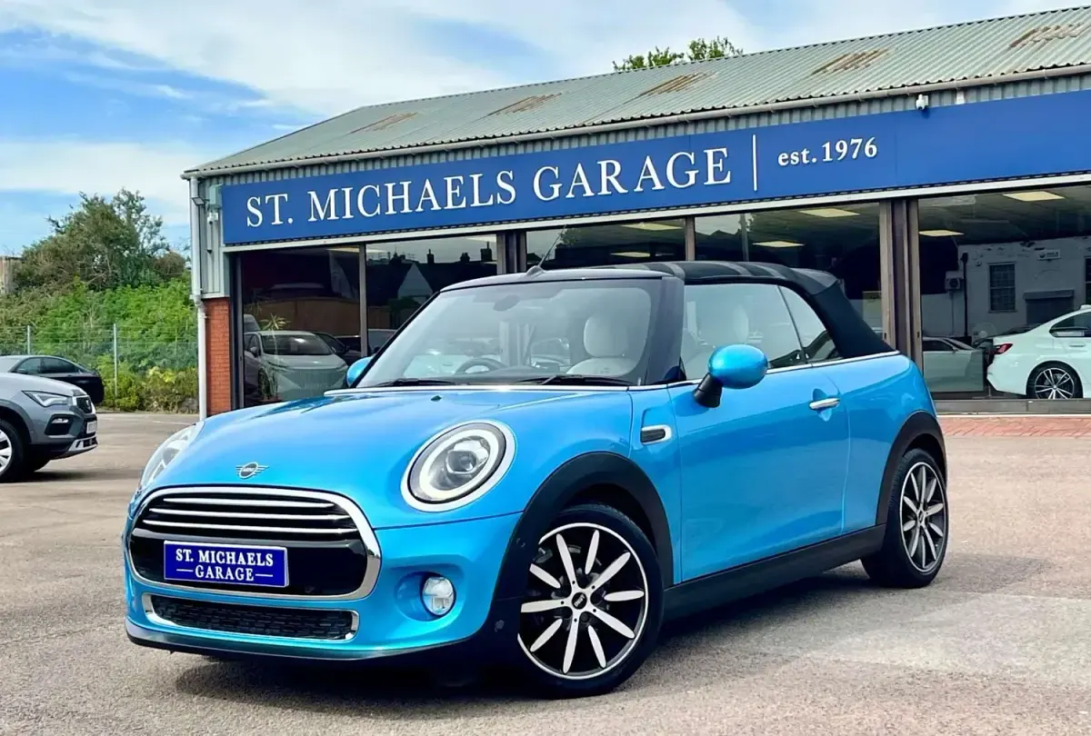 Usado Mini Cooper Cabriolet Exclusive 2019 Azul Cabrios
