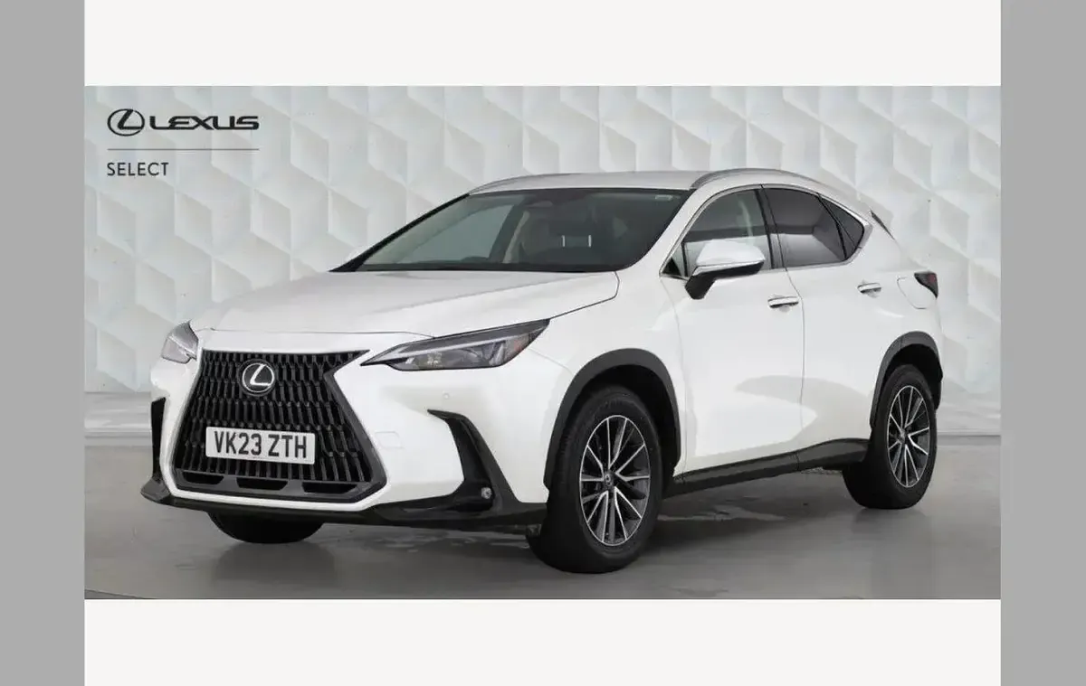 Used Lexus NX450h+ 301 HP (221 kW) 2023 White SUV