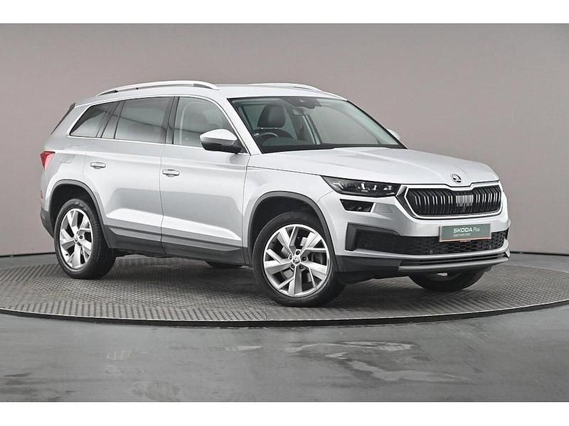 Brilliant silver metallic Used 2021 Skoda Kodiaq SE L SUV | £23,375 (Super price) - Image 1/4