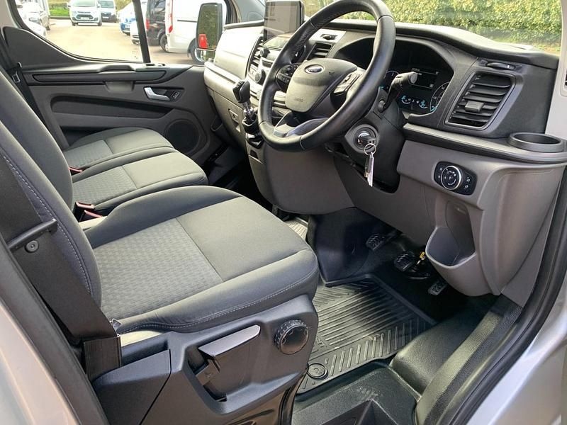 Usado Ford Transit Custom Trend 130 CV (95 kW) 2020 Plateado Van