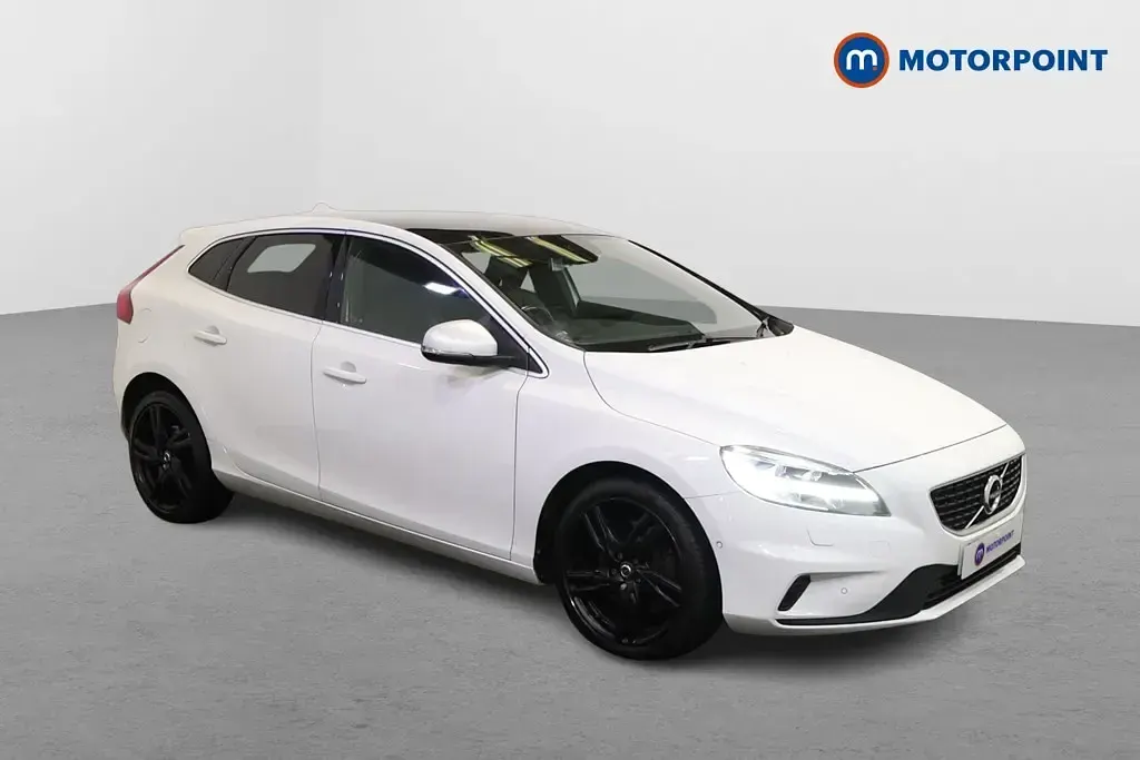 Used Volvo V40 R-Design Pro 150 HP (110 kW) 2018 Hatchback