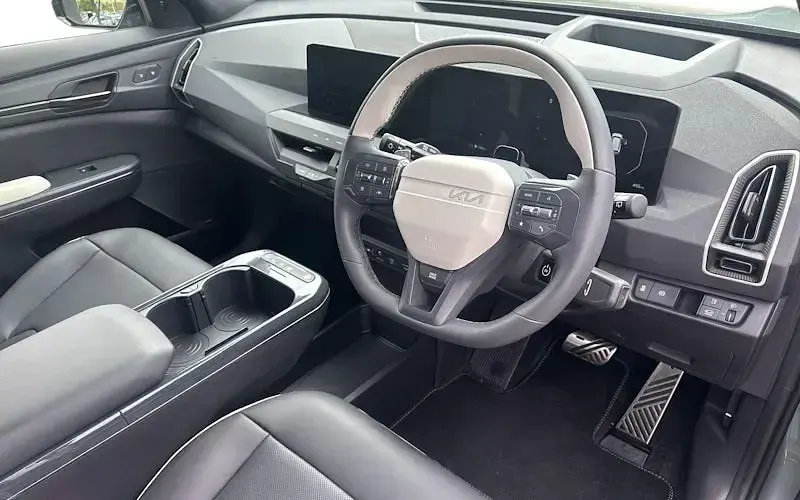 Used Kia EV5 GT-Line S 160 kW (218 HP) 2025 Green SUV