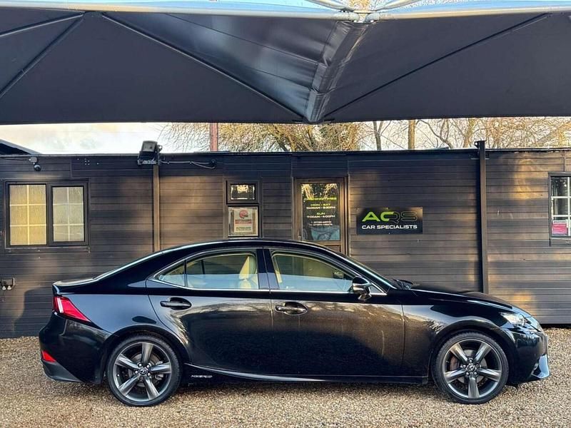 Used Lexus IS300h 2016 Black Sedan