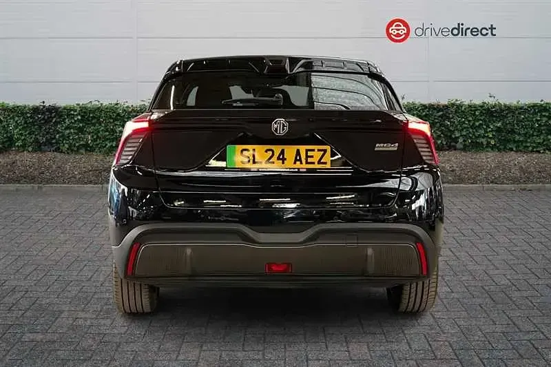 Used MG MG4 EV SE 2024 Black Hatchback