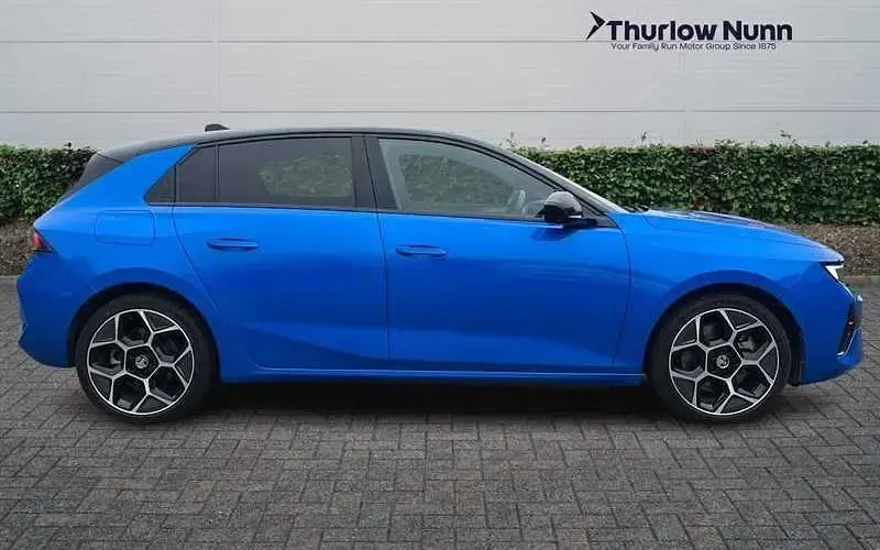 Used Vauxhall Astra 179 HP (131 kW) 2025 Hatchback