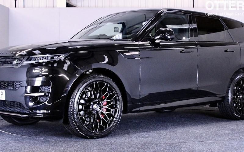 Second-hand Land Rover Range Rover Sport SE Dynamic 300 CP (220 kW) 2025 SUV