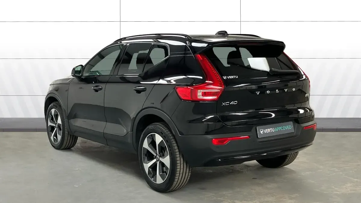 Used Volvo XC40 Plus 163 HP (119 kW) 2024 Black SUV