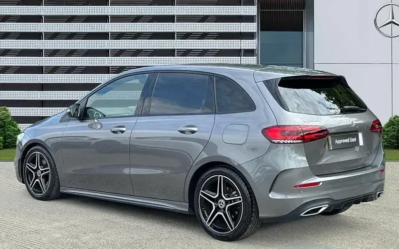 Used Mercedes B200 AMG Line Premium 150 HP (110 kW) 2022 Grey MPV