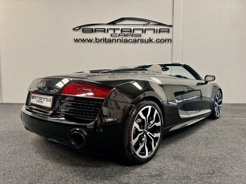 Used Audi R8 Spyder Advanced 525 HP (386 kW) 2015 Black Cabriolet
