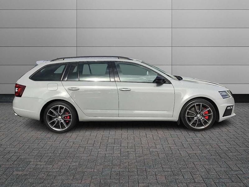 Used Skoda Octavia vRS 180 HP (132 kW) 2020 Meteor grey Estate