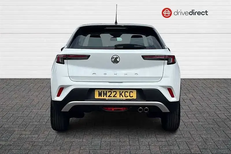 Used Vauxhall Mokka Elite 130 HP (95 kW) 2022 White SUV
