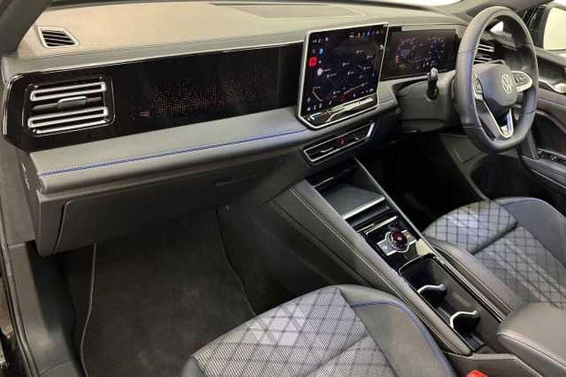 Used VW Tiguan R-line 150 HP (110 kW) 2024 Black SUV