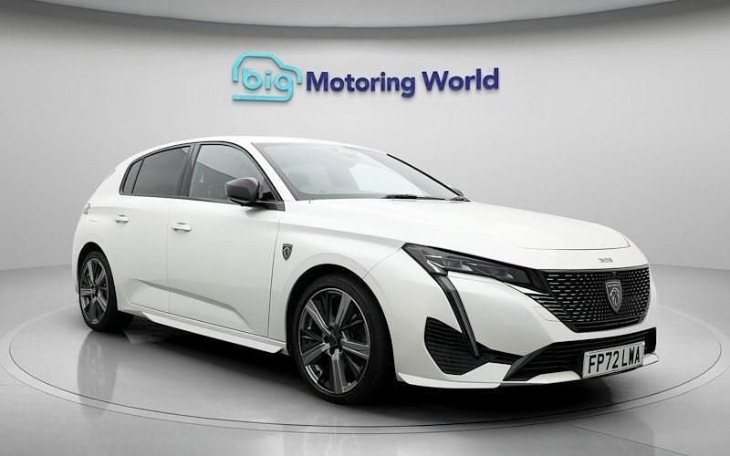 Used Peugeot 308 Premium 224 HP (164 kW) 2022 White Hatchback