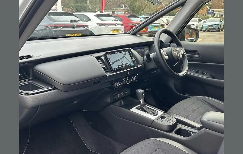 Used Honda Jazz Advance 122 HP (89 kW) 2025 Sunlight white Hatchback