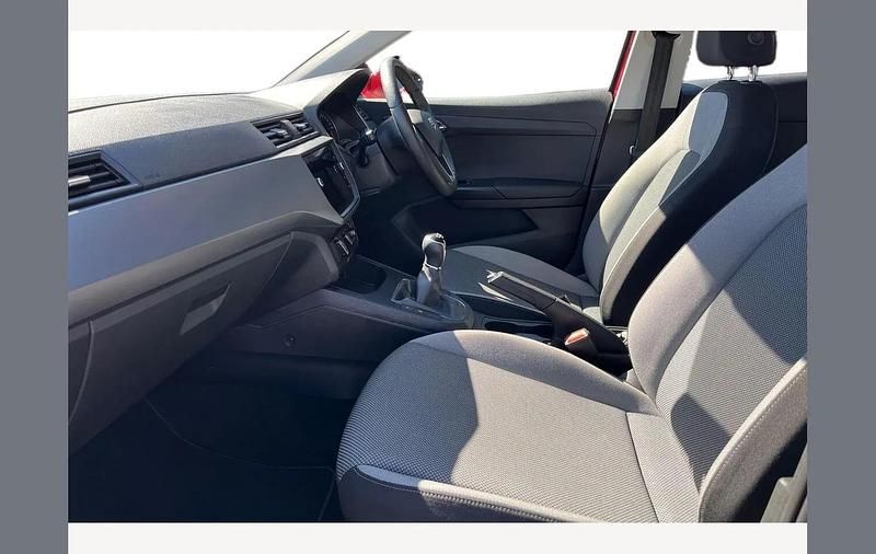 Begagnad Seat Ibiza SE Technology 80 HK (58 kW) 2019 Röd Halvkombi