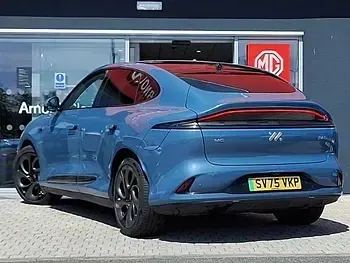 Used MG IM6 300 kW (408 HP) 2025 Blue SUV