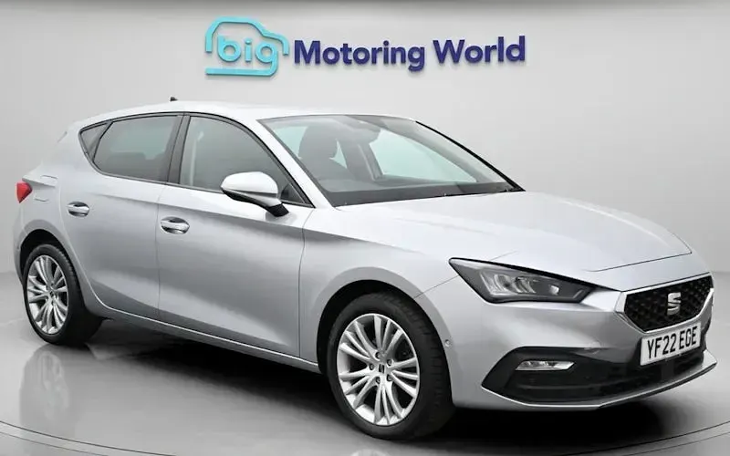 Used Seat Leon SE Dynamic 110 HP (80 kW) 2022 Hatchback