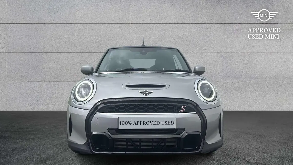 Used Mini Cooper S Classic 176 HP (129 kW) 2023 Silver Hatchback